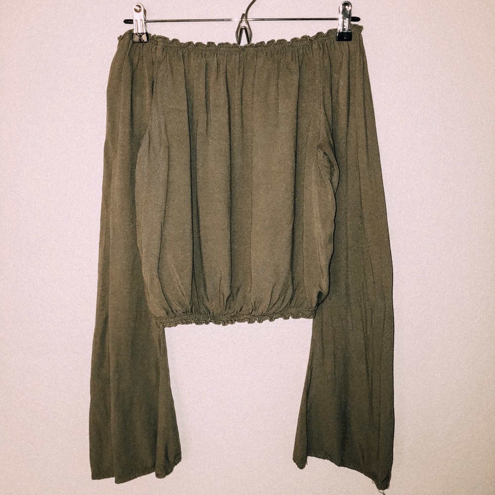 Long sleeve top